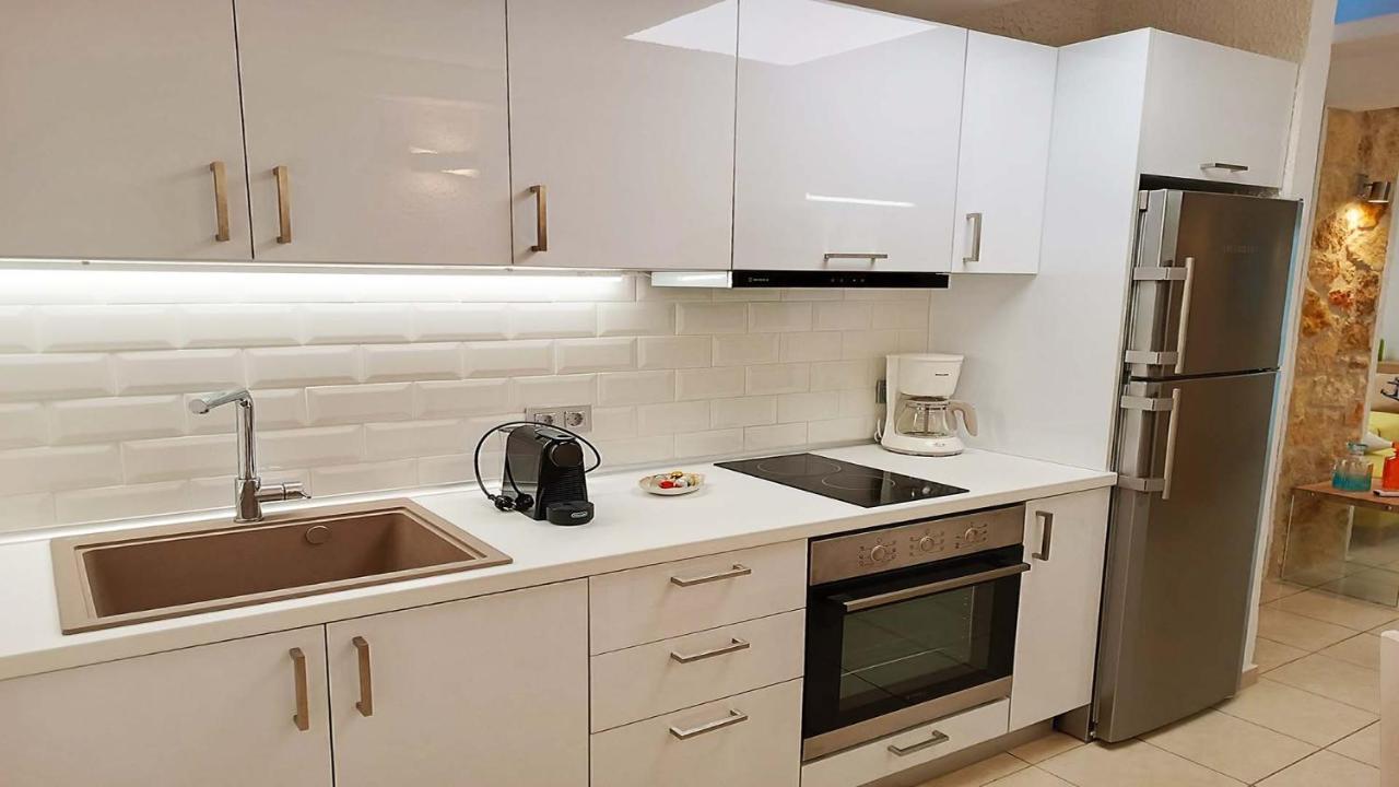Anastasia Luxury Suites By Xenius Zeus In Nea פלוגיטה מראה חיצוני תמונה